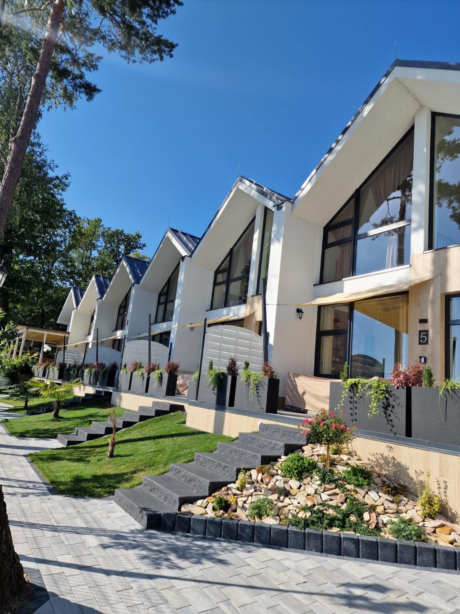 Presto Village Турава Екстер'єр фото